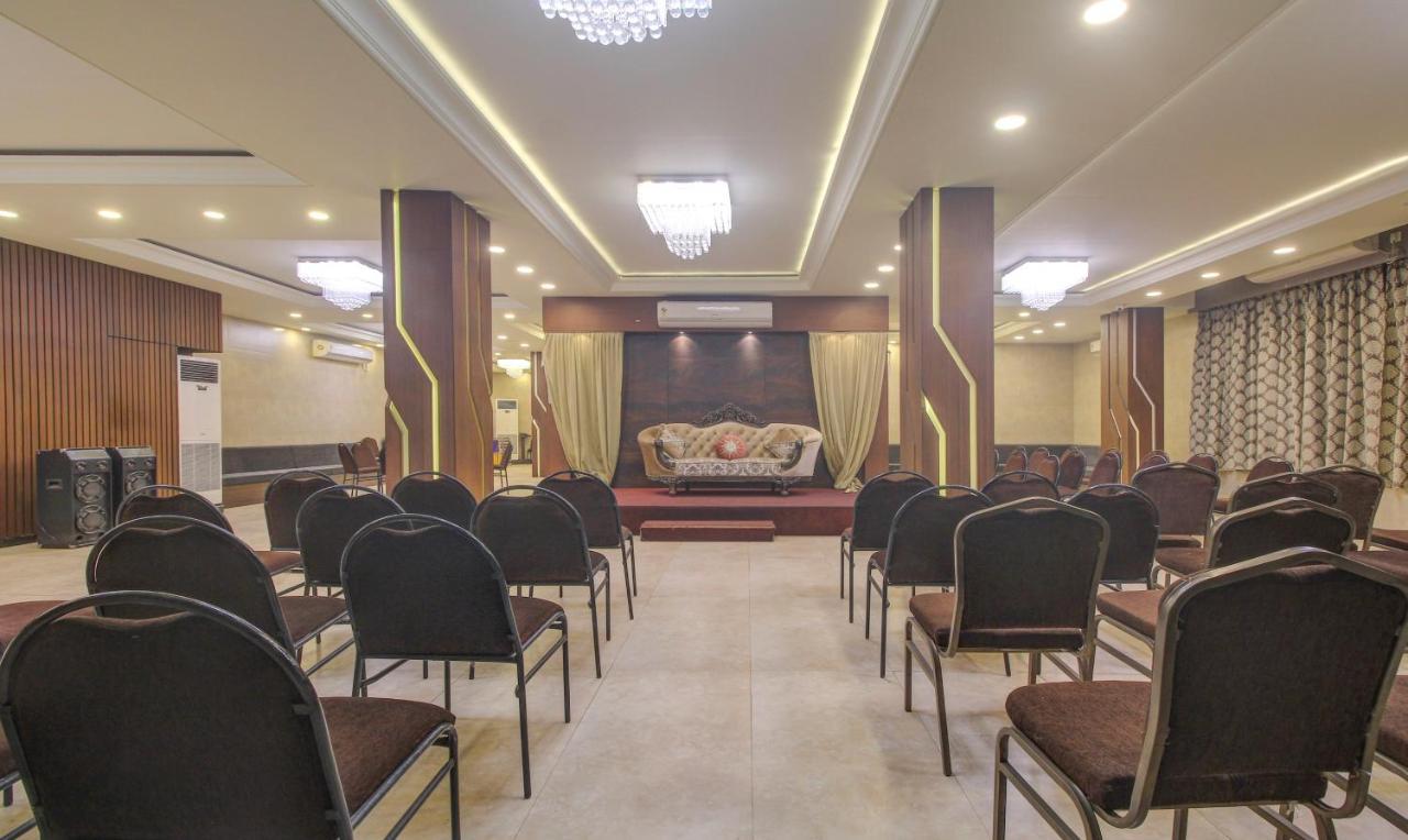 Itsy By Treebo - Golden Fiesta Jamshedpur Exterior photo