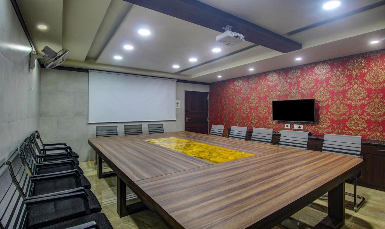 Itsy By Treebo - Golden Fiesta Jamshedpur Exterior photo